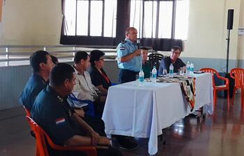 Reunión de productores y jefes policiales