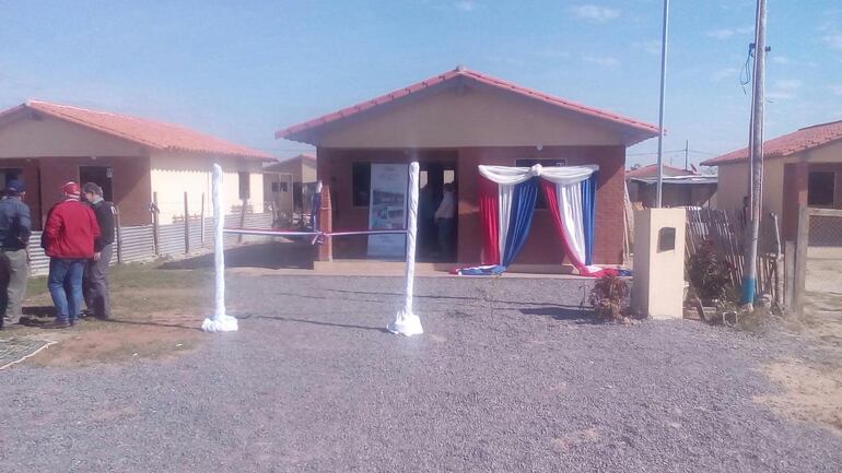 Habilitación de 50 viviendas del territorio social Sol Naciente, en Villeta.