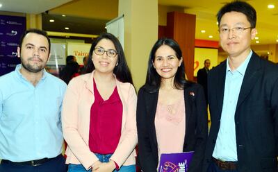 Ernesto Rojas, Cecilia Morlas, María José Martínez e  Hilario Chen.