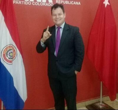 El concejal, supuestamente, se habría jactado de su cargo político con prepotencia.