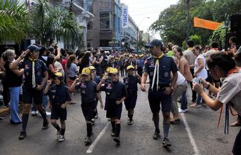 con-un-tradicional-desfile-sera-celebrado-hoy-el-dia-del-scout-que-se-recuerda-cada-23-de-abril--194824000000-1826700.jpg