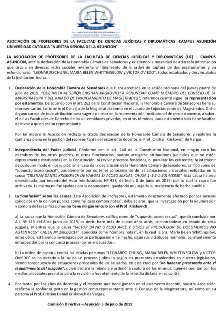 Comunicado de Asociación de docentes de Derecho UC a favor de Cristian Kriskovich.