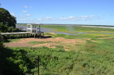 En la zona de Villeta el  río Paraguay  ya se encuentra sin escala desde hace más de dos meses.