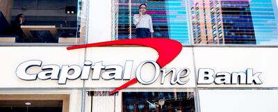 Una oficina del Banco Capital One, entidad a la que una pirata informática (hacker) logró acceder a datos de más de 100 millones de clientes.