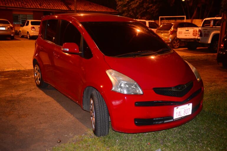 Detienen a dos presuntos tortoleros en el barrio Mburucuyá