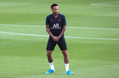 Neymar espera los resultados de la negociación entre el PSG y el Barcelona.