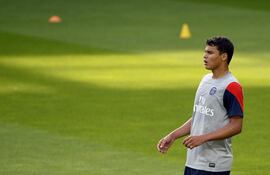 el-central-brasileno-thiago-silva-renovo-contrato-con-el-paris-saint-germain-82841000000-582185.JPG
