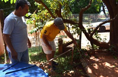 La Essap instaló tanques con motor para juntar agua, pero no funcionan por falta de presión.