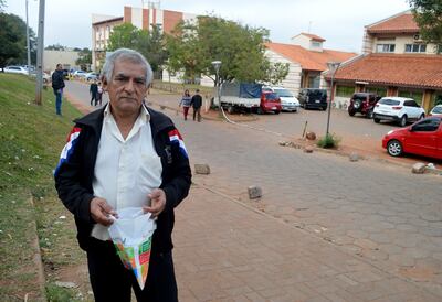 Francisco Solano Romero Ríos, de 72 años, paciente de Urología, no pudo consultar. Todos los  consultorios, cerrados.