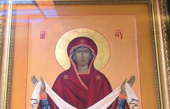 sociedad-la-iglesia-ortodoxa-rusa-de-asuncion-celebra-la-fiesta-patronal-de-la-santisima-virgen-del-manto-protector-se-atribuye-a-san-lucas-el-evan-223136000000-1638718.jpg
