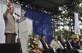 el-presidente-franco-dijo-que-colorados-y-liberales-trabajan-juntos-en-su-gobierno-fue-durante-un-acto-en-luque--212827000000-537651.jpg