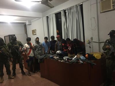 Los ocho detenidos quedaron a disposición de la Fiscalía, que está a cargo del proceso.