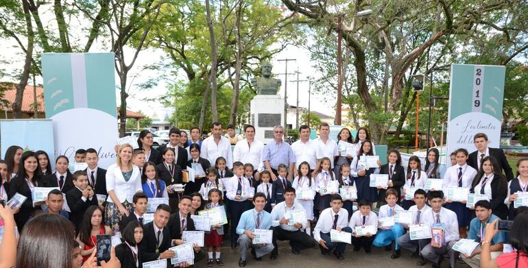 /pf/resources/images/abc-placeholder.png?d=2394