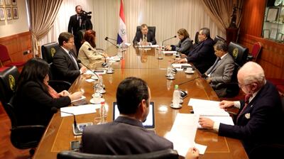 Aspecto de la sesión extraordinaria realizada ayer, donde se suspendió el pago de aumentos.