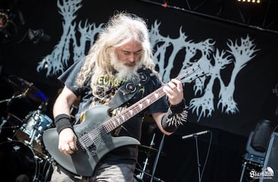 El guitarrista John McEntee de la legendaria banda de death metal Incanation.