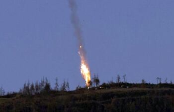 turquia-derriba-avion-militar-ruso-y-putin-habla-de-graves-consecuencias-205035000000-1402426.jpg