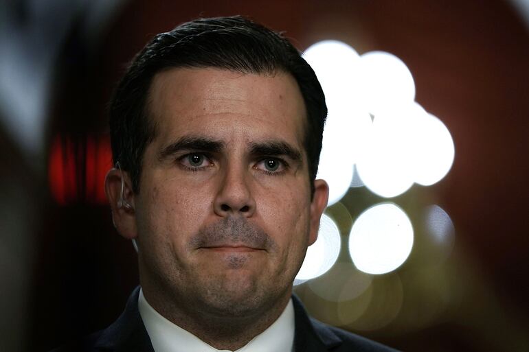 Ricardo Rosselló soportó la presión ciudadana por dos semanas antes de renunciar en la noche del miércoles.