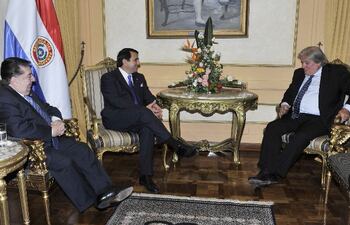 el-embajador-de-chile-en-paraguay-cristian-maquieira-busca-un-acercamiento-con-el-gobierno-nacional--212504000000-519625.jpg