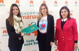 la-fiesta-de-san-juan-del-shopping-mariano-fue-a-beneficio-de-la-fundacion-ceci--201501000000-1353118.jpg