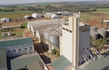 planta-de-industrias-trociuk-donde-elaboran-balanceados-alimentos-concentrados-proteicos-y-sales-minerales--202948000000-1838101.jpg