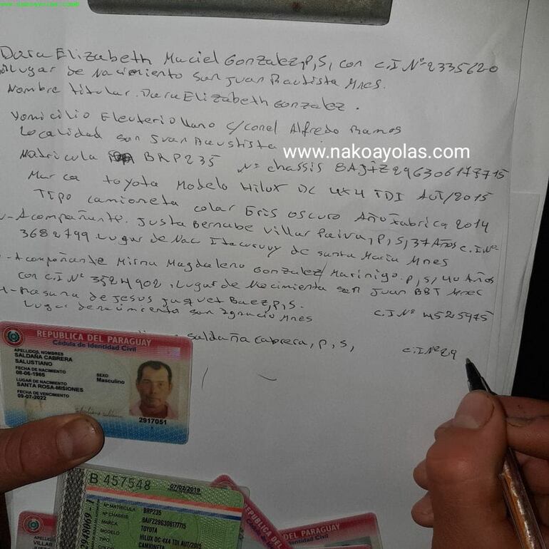 Nota de uno de los policías intervinientes. Fuente: nakoayolas.com