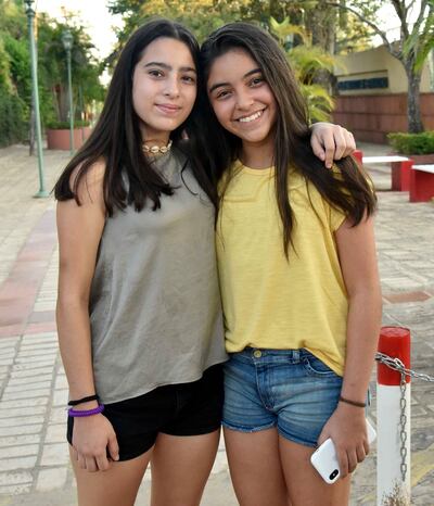 Astrid Bieber y Valentina Elizeche.