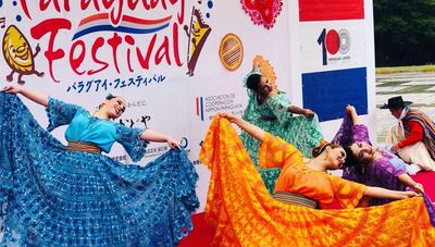 Integrantes del ballet Jeroky Paraguay, durante el festival celebrado en Tokio, Japón.