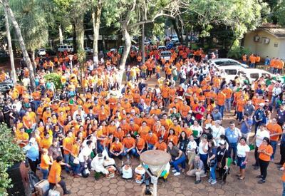 Funcionarios de la Municipalidad de Ciudad del Este visitaron el fin de semana unos 10 barrios para eliminar criaderos.