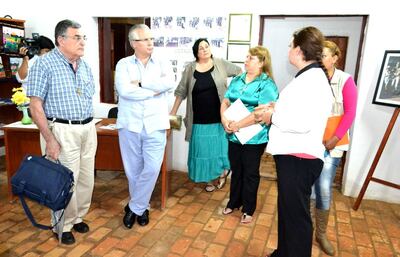 /pf/resources/images/abc-placeholder.png?d=2393