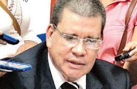 dr-antonio-barrios-ministro-de-salud-publica--175741000000-1329581.jpg
