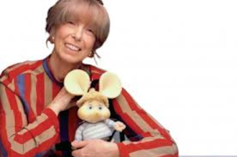 La italiana María Perego, creadora del célebre personaje Topo Gigio, falleció este viernes, a los 95 años, en su residencia de Milán.