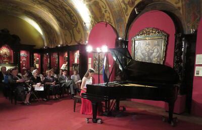 /pf/resources/images/abc-placeholder.png?d=2395