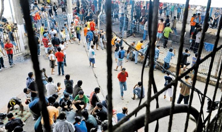 /pf/resources/images/abc-placeholder.png?d=2393