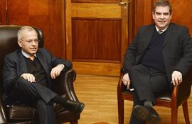 german-rojas-designado-ministro-de-hacienda-se-reunio-con-el-saliente-manuel-ferreira--00411000000-588366.jpg