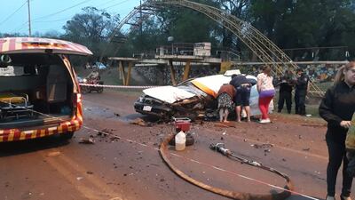 El taxista murió de manera instantánea en el interior de su rodado.