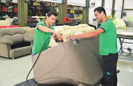 para-ecoleather-es-un-orgullo-que-su-producto-made-in-paraguay-se-este-posicionando-en-el-mercosur-por-su-calidad-y-competitividad-en-precios--02502000000-1626320.jpg