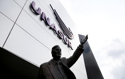 Exsede de  Unasur  en Quito. Ecuador lo convirtió en una universidad para indígenas.