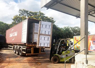 Aumenta la producción de Industria Iris SAIC e incorpora cada vez más países a su cartera de clientes. El jueves último, la firma realizó el segundo envío de espirales al mercado colombiano.