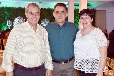 Manuel Riera, Marcelo y Pilar Bruzonic.