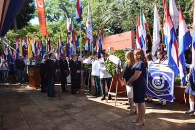 Día de los Héroes, en Encarnación.