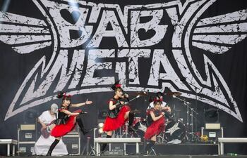 babymetal-111459000000-1368280.JPG