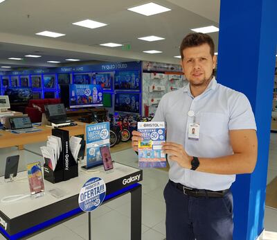 Diego Chamorro, gerente de marketing de Bristol, brinda detalles del "Samsung Week".