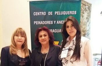 felicita-rabello-de-preda-magdalena-ruiz-y-nathalia-preda-miembros-de-la-comision--230725000000-1621321.jpg