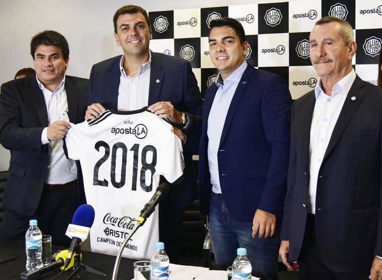 /pf/resources/images/abc-placeholder.png?d=2394