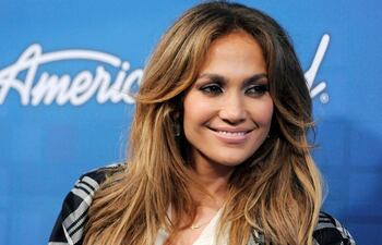 jennifer-lopez-gana-la-batalla-a-su-exnovio-diddy-combs-por-un-canal-de-tv-130243000000-1067534.jpg