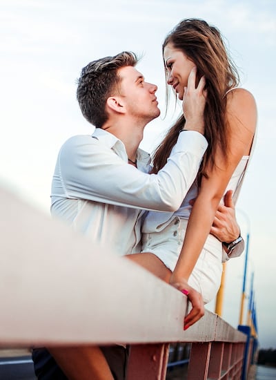 En la actualidad sigue habiendo algo simbólico en el matrimonio. Foto: Pixabay.