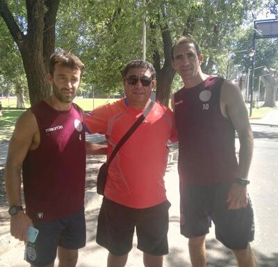 Juan Mareco durante su visita a Lanús.
