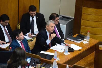 Juan Ernesto Villamayor, ministro del Interior, durante su interpelación este miércoles.