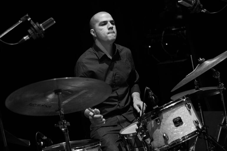 El baterista de jazz Víctor Morel.