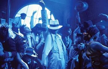 subastan-por-10-000-euros-el-sombrero-de-michael-jackson-en-smooth-criminal-114235000000-1540277.jpg